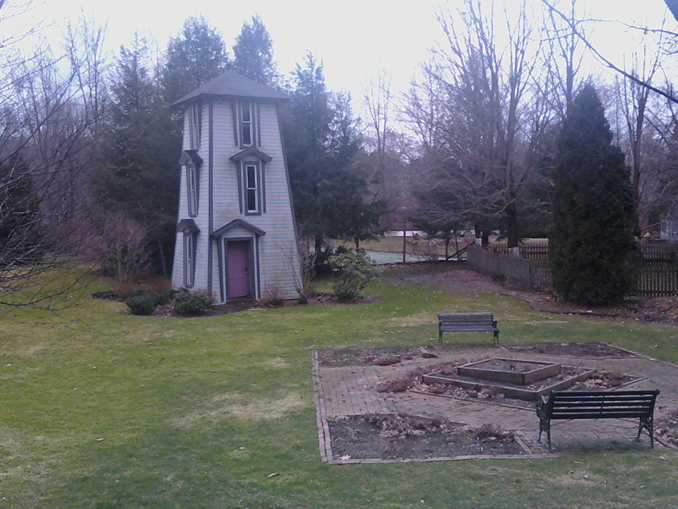 Cambridge Springs, PA: Riverside Lighthouse