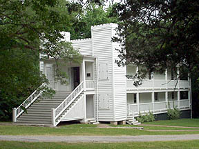 Huntsville, TX: Steamboat House (1858) - Sam Houston died here in 1862
