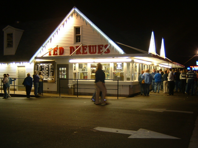 St. Louis, MO: the famous Ted Drewes Custard stand