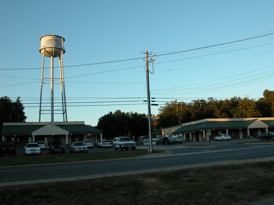 Biscoe, NC: Biscoe town hall, Police Dept. on left, Fire Dept and city offices on right