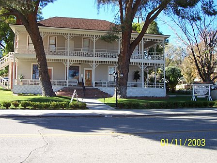 Piru, CA : Piru B&B Historical Building Photo, Picture, Image ...