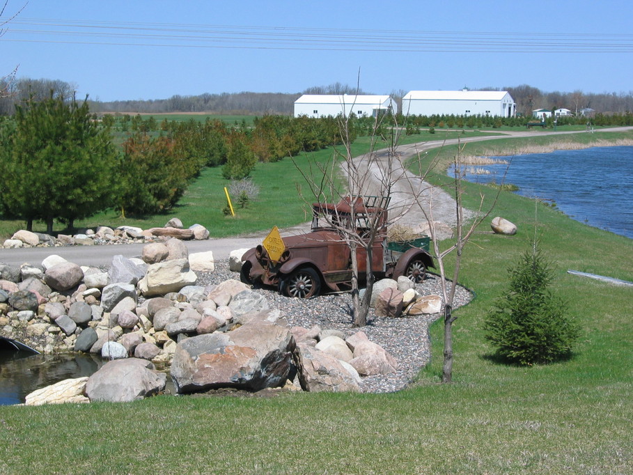 Big Lake, MN: old farm truck??