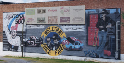 Bristol, TN: The Racing Murial in Downtown Bristol