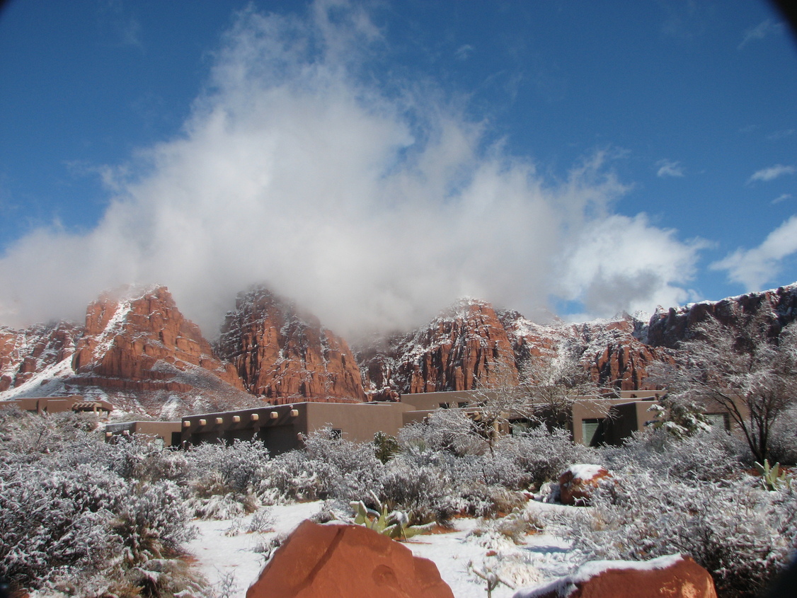 Ivins, UT: Ivins: Snow On Red Mountain