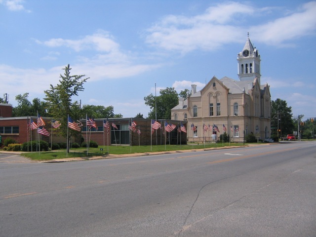 Ellaville, GA: Schley County Courthouse, U.S. Post Office and Schley County Public Library