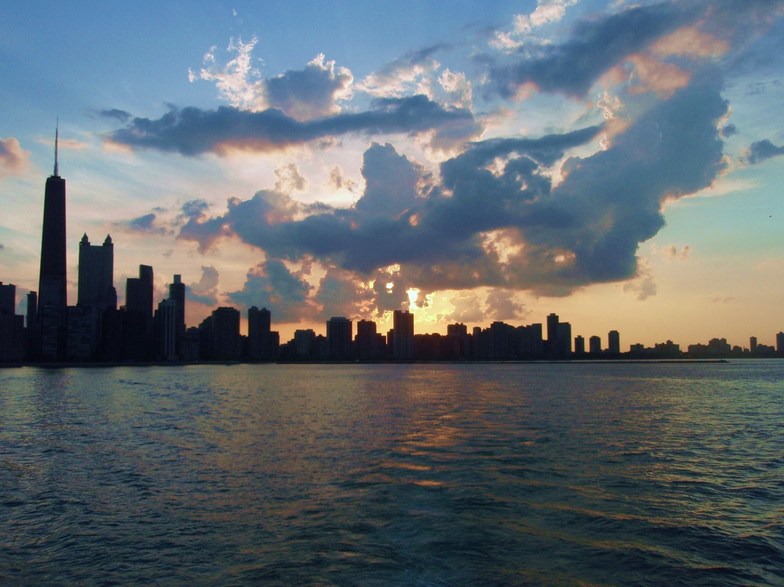 Chicago, IL: Picture taken on Memorial Day during boat ride in Lake Michigan facing norhtwest into downtown Chicago.