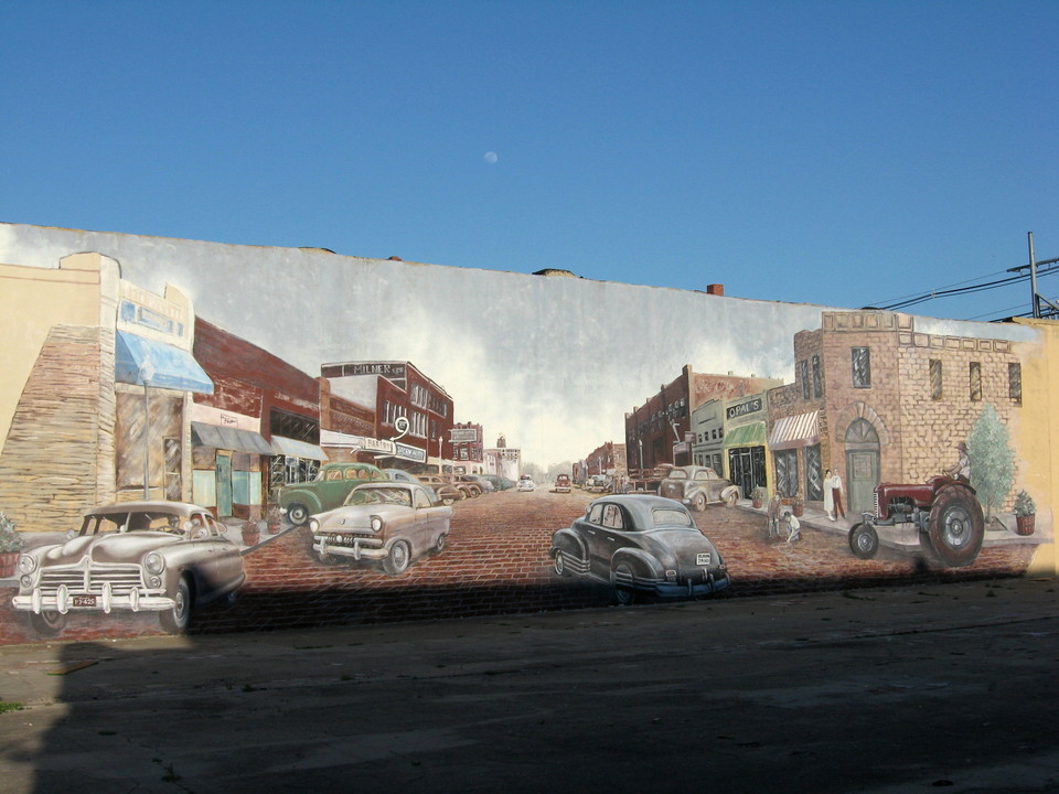 Cushing, OK: A downtown mural. lt portrays Cushing during an earlier time.