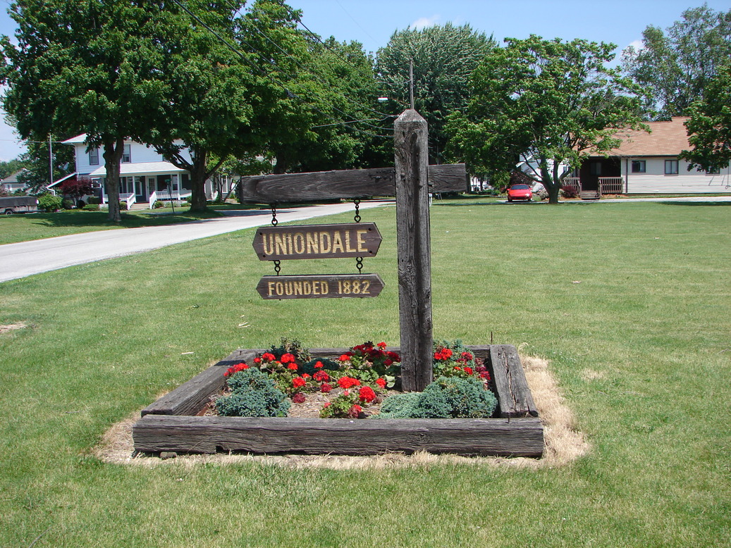 Uniondale, IN: Uniondale Sign