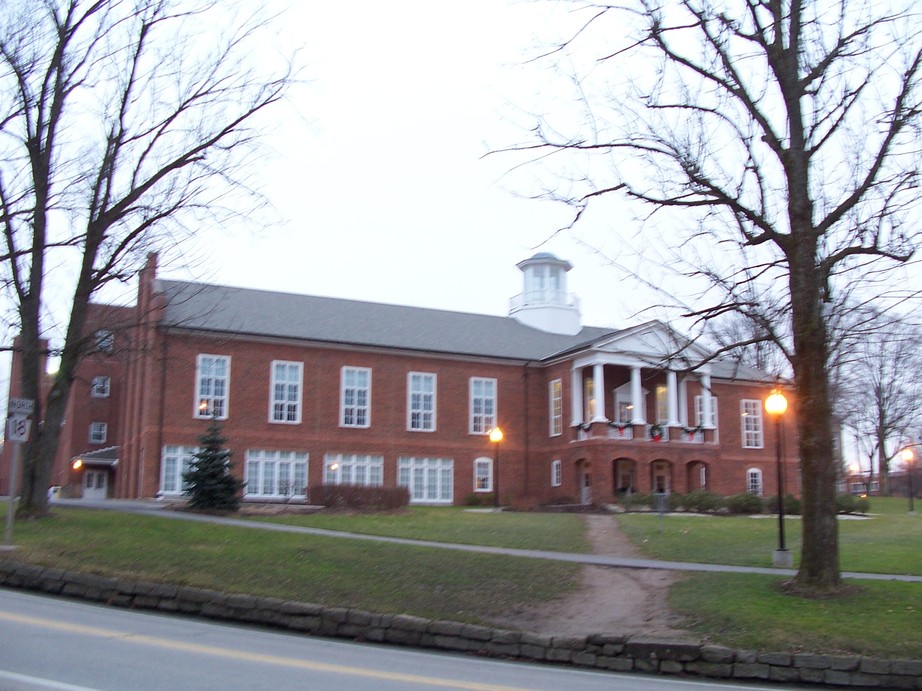 Greenville, PA: Howard Miller Student Center (Livingston Hall) of Thiel College from Packard Ave. northwest