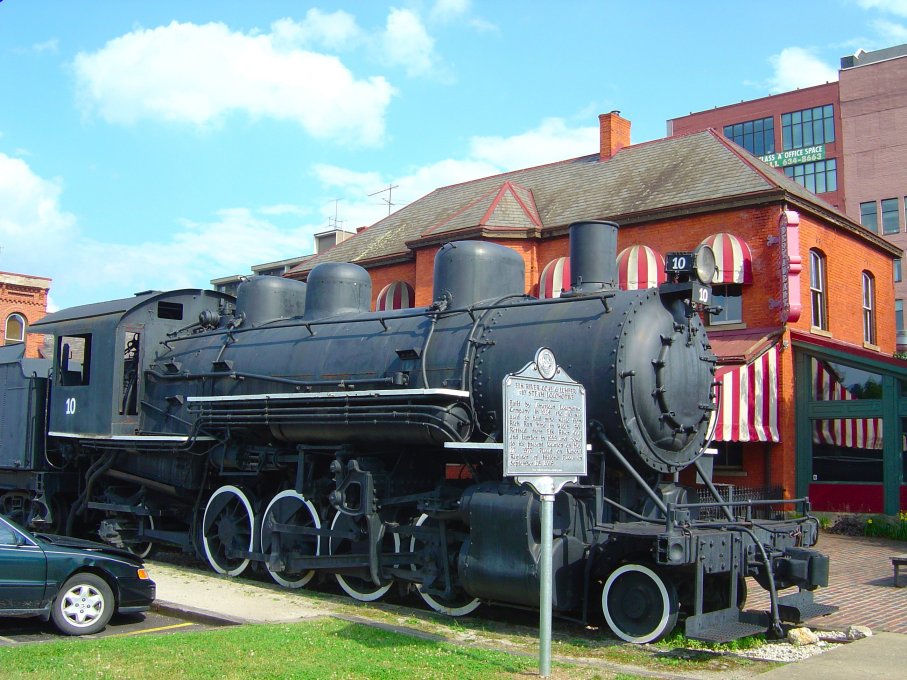 Huntington, WV: Steam Engine at Heritage Village