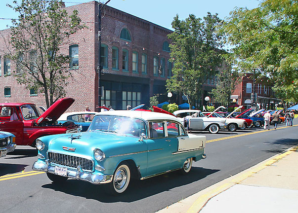 Denton, MD: Classic Cars at Caroline Summerfest celebration in Denton, MD