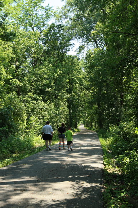 Piqua, OH: A walk along the Miami River on the City Bike Path in Piqua, Ohio