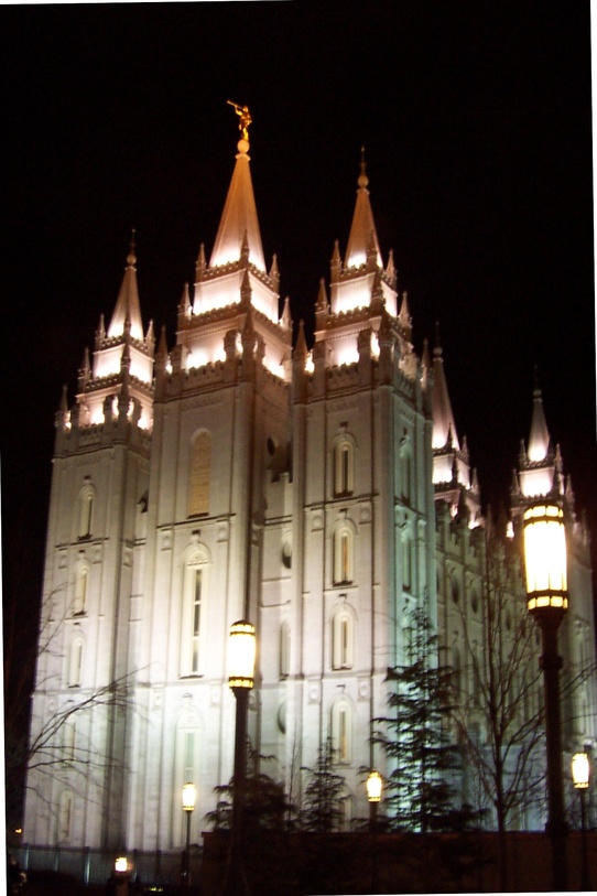 Salt Lake City, UT: Temple at night