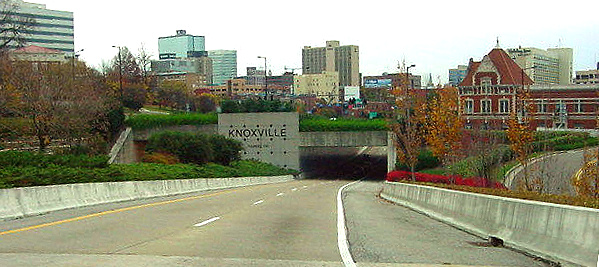 Knoxville, TN: Entering downtown Knoxville, Tn.