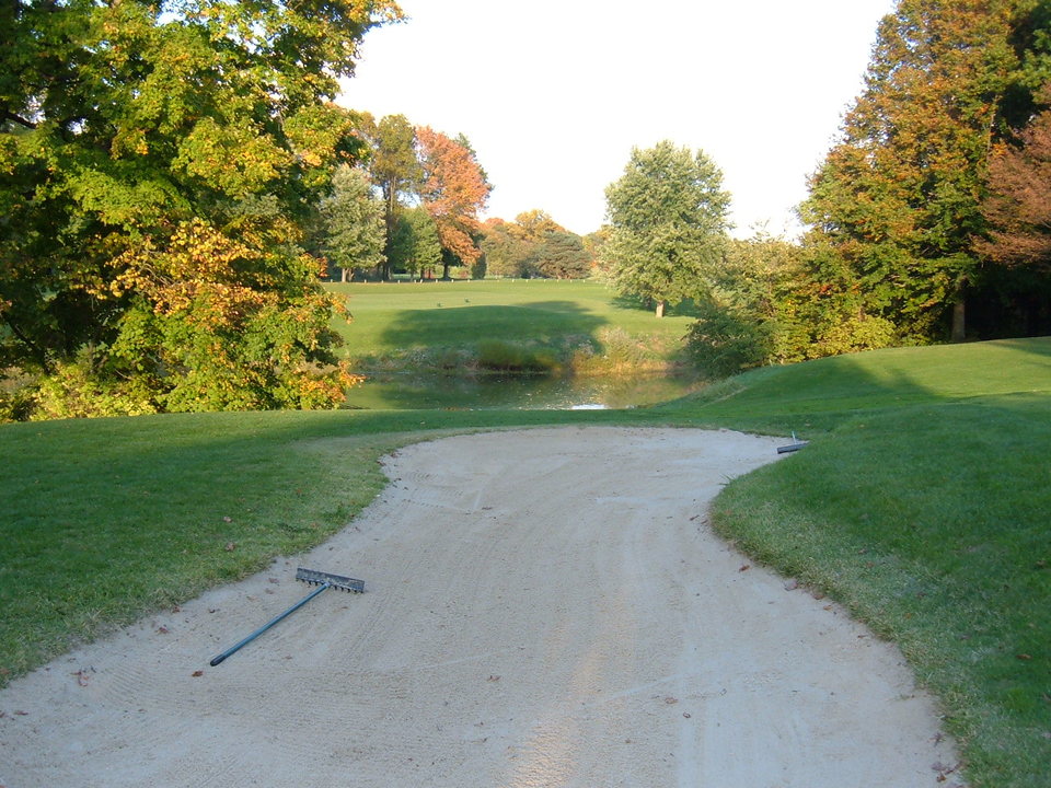 Liberty, IN: Liberty Country Club