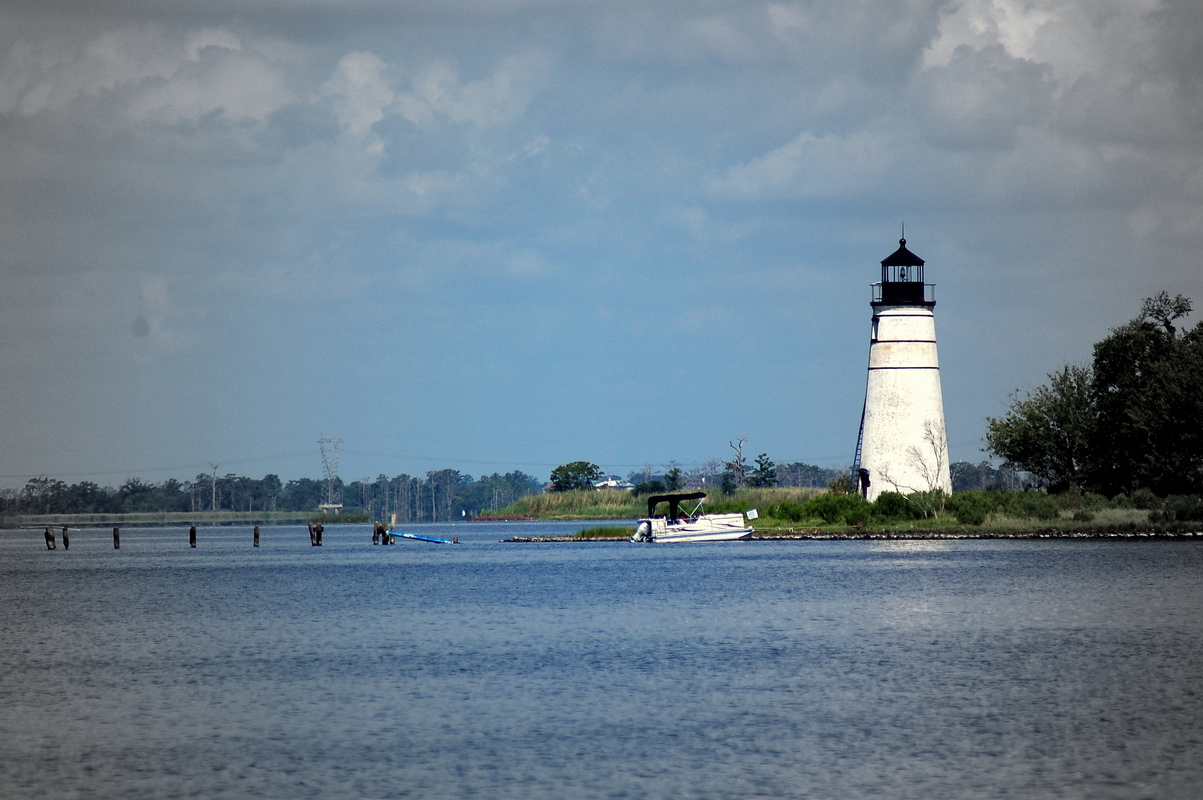 Madisonville, LA : Madisonville lighthouse photo, picture, image ...