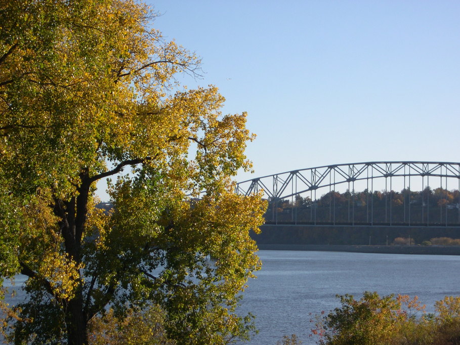 Dubuque, IA: Fall in Dubuque, Iowa