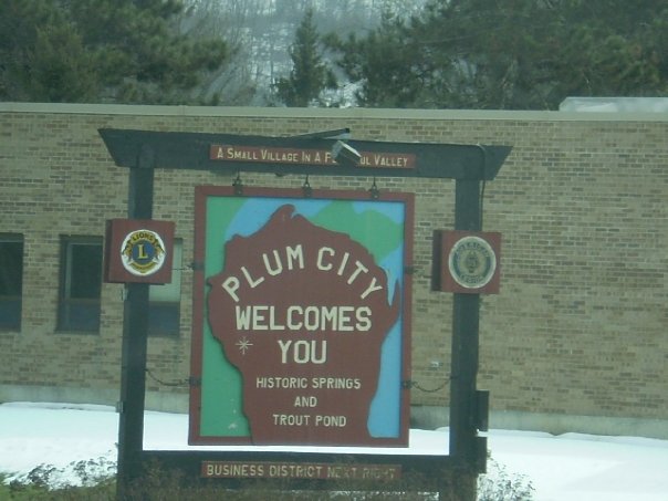 Plum City, WI: Sign welcoming you to Plum City, Wisconsin