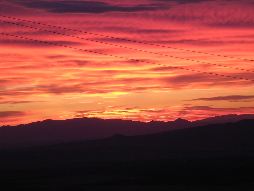 Winnemucca, NV: Sunset on Winnemucca mountain