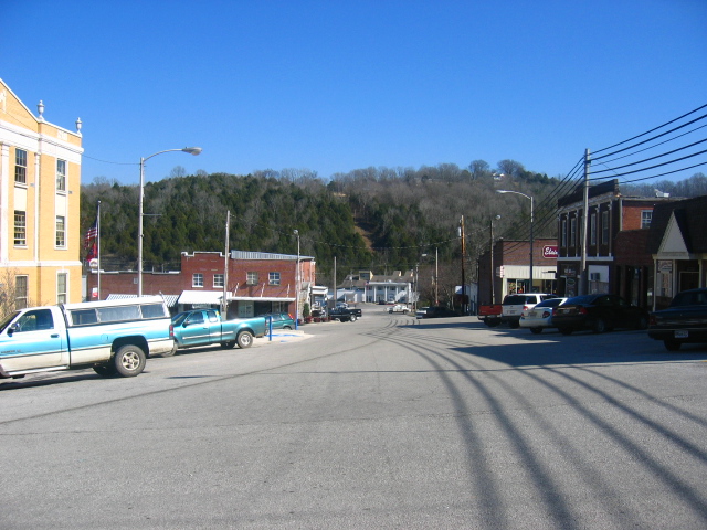 Gainesboro, TN : Gore Ave photo, picture, image (Tennessee) at city