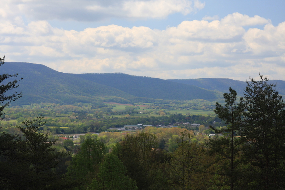 Pikeville, TN: View of Pikeville and the Sequatchie Valley from Hiway 30 West