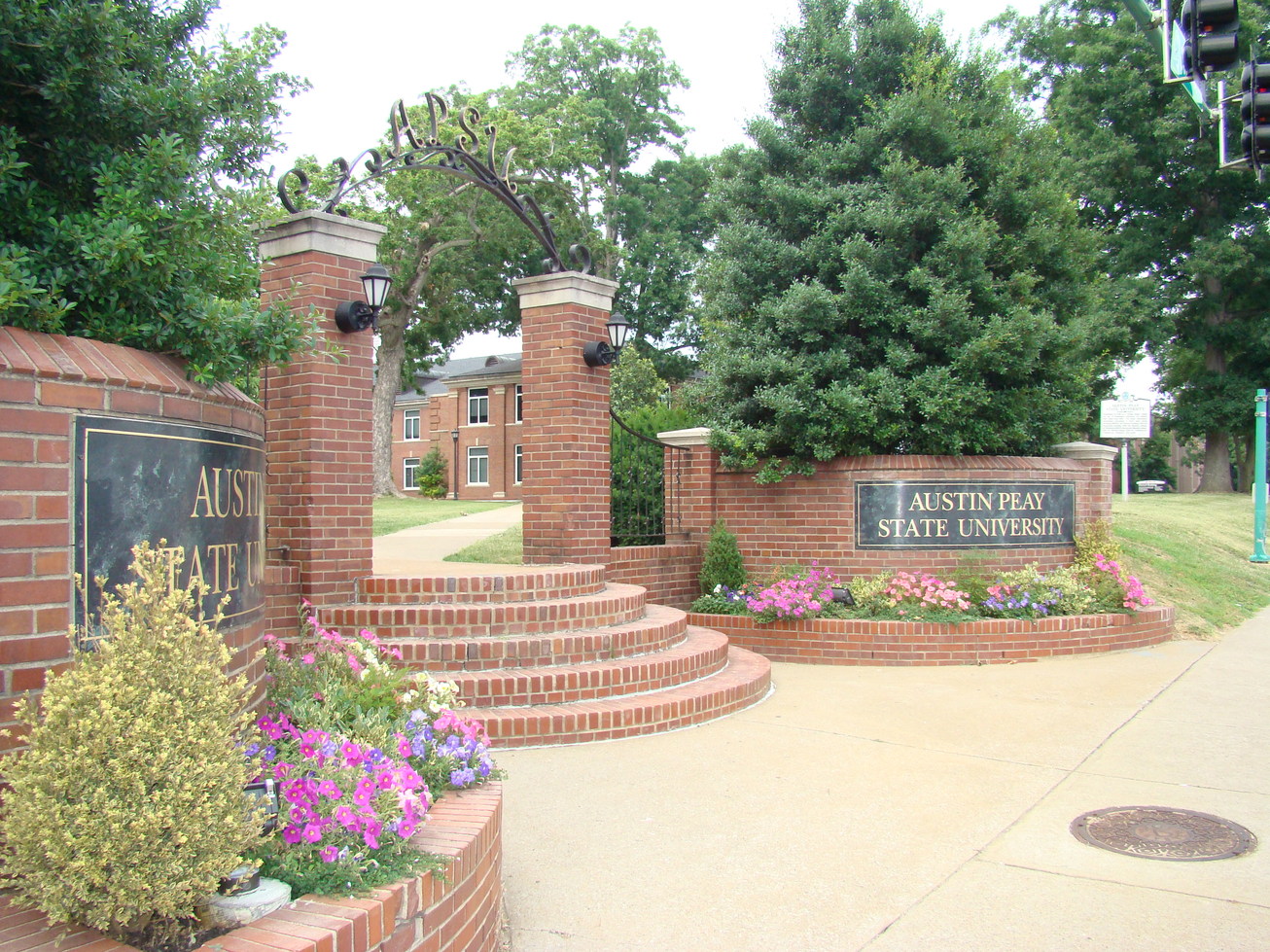 Clarksville, TN: Anterance to Austin Peay State University