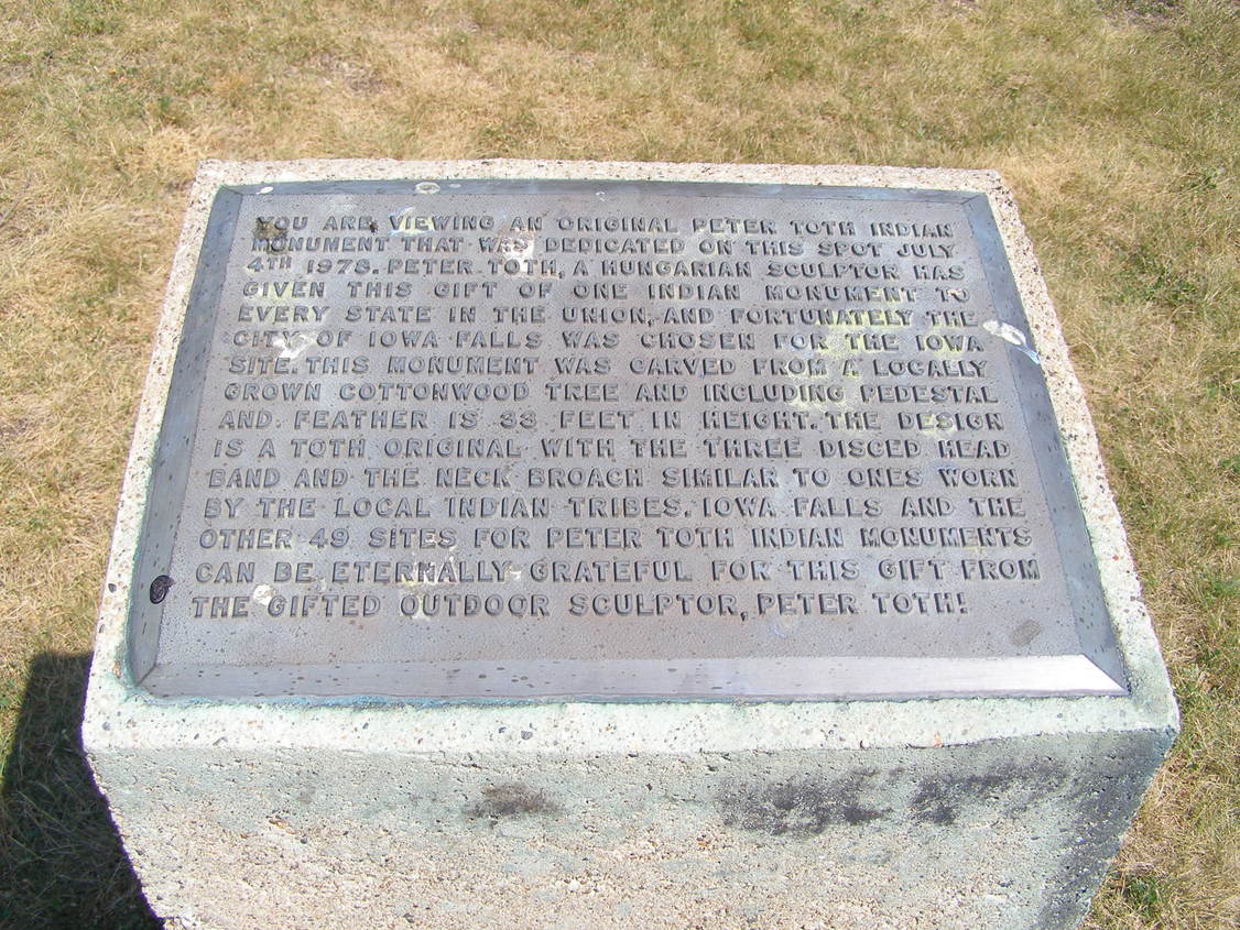 Iowa Falls, IA: Dedication plaque to the Indian Monument.
