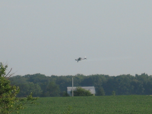 Middletown, IN: CROP DUSTER