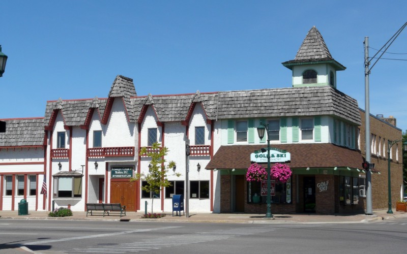 Gaylord, MI: Downtown Area - Looking North across M-32