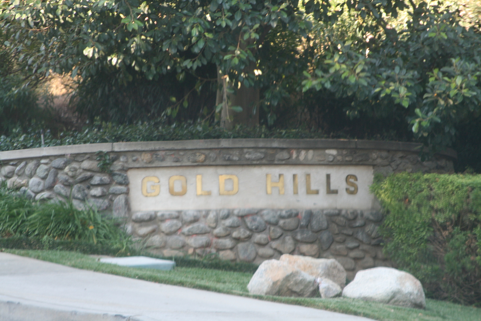 Monrovia, CA: Entry to Gold Hills in Monrovia at the top of Myrtle Ave.
