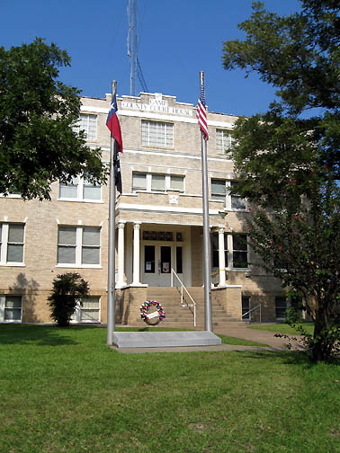 Pittsburg, TX: Camp County Courthouse