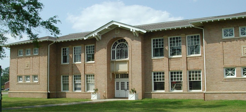 Monticello, MS: Lawrence County Civic Center & Regional History Museum Monticello, Mississippi