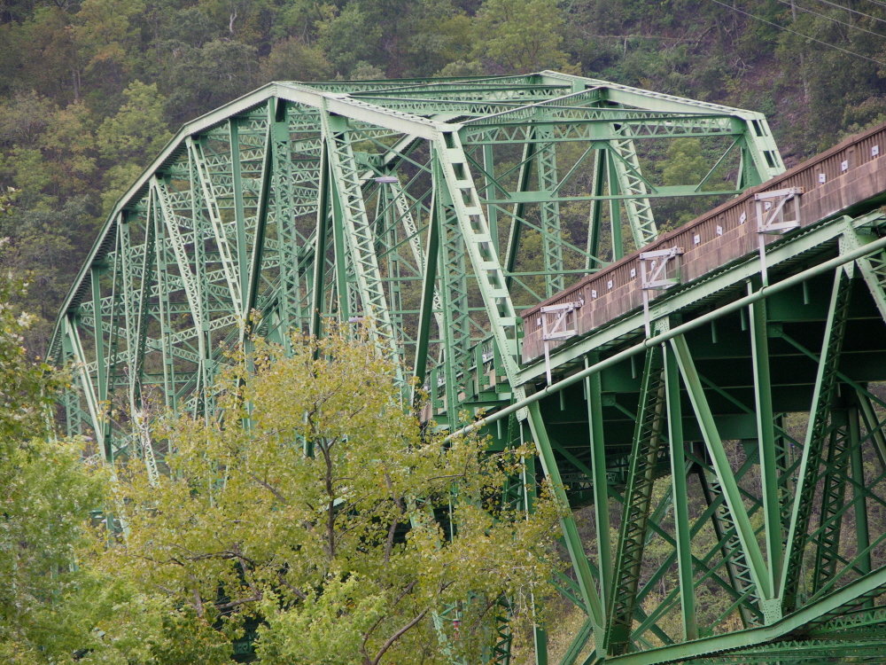 South Carthage, TN: BRIDGE