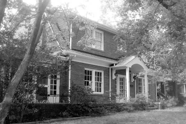 Louisburg, NC: Historic Home in Dowtown Louisburg