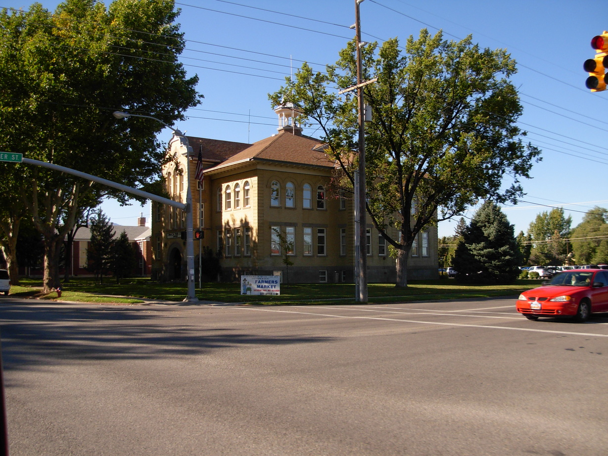 Spanish Fork, UT: Spanis Fork SW Corner of Center and Main Streets