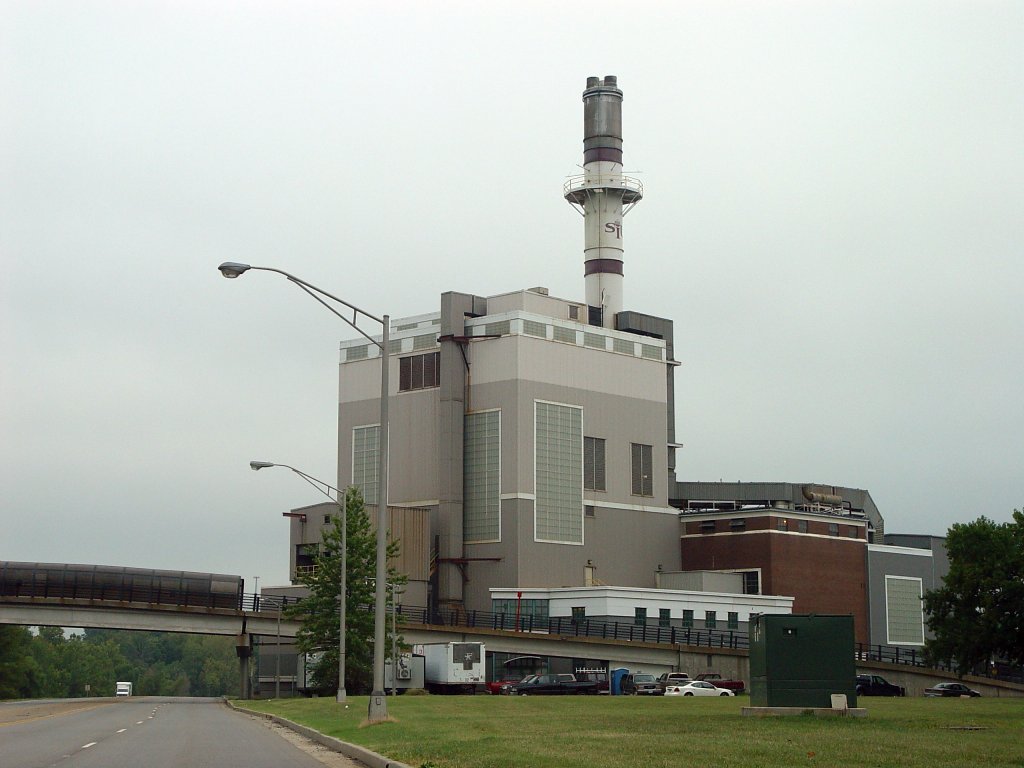 Carbondale, IL: Coal-fire Power Plant next to S.I.U. Carbondale.