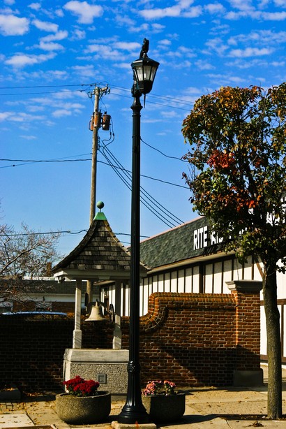 Sylvania, OH: The Sylvania City Bell - Downtown Sylvania, Ohio