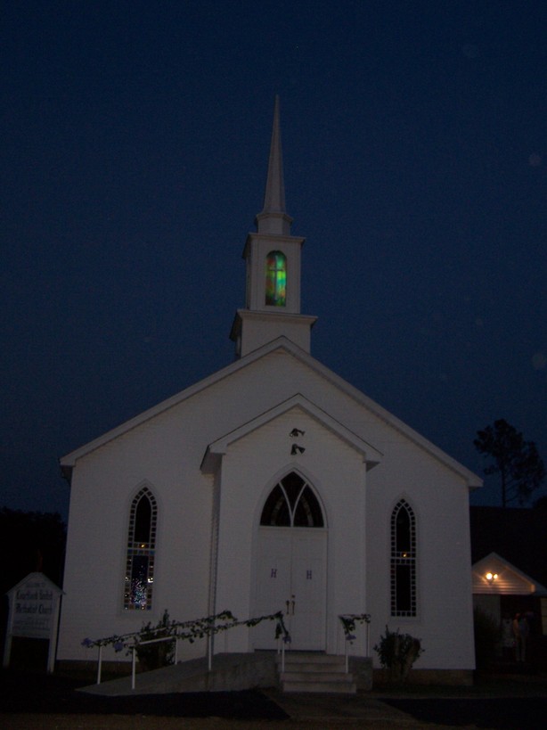 Courtland, MS: Courtland United Methodist Church at night