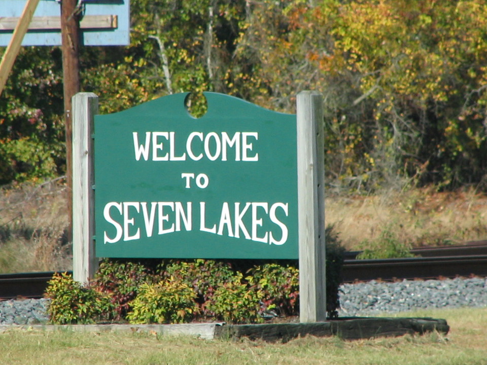 Seven Lakes, NC: Welcome to Seven Lakes!