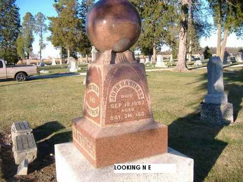 La Rue, OH: Like the Merchant ball in Marion cemetery, it moves..