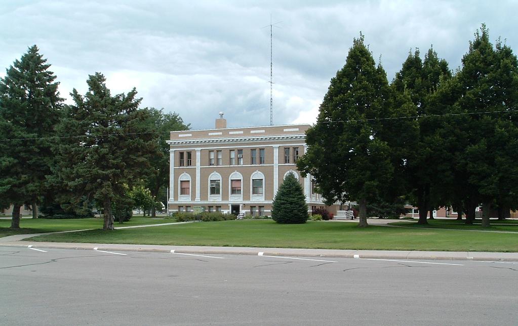 Loup City, NE: Sherman County Courthouse in Loup City Ne