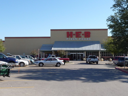 Lampasas, TX: H-E-B located on S. Key Ave. (U.S. 281); friendly staff and a community feel.