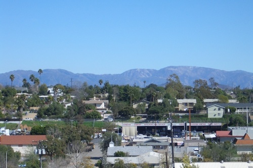 Fallbrook, CA: Fallbrook looking east