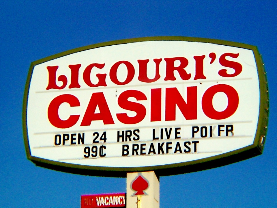 Henderson, NV: LIGOURI'S SIGN ON BOULDER HW. THEY SOLD IT, NOT THERE ANYMORE