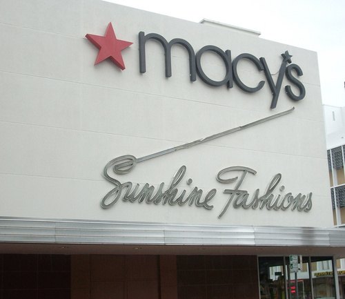 Miami Beach, FL: Macy's Department Store