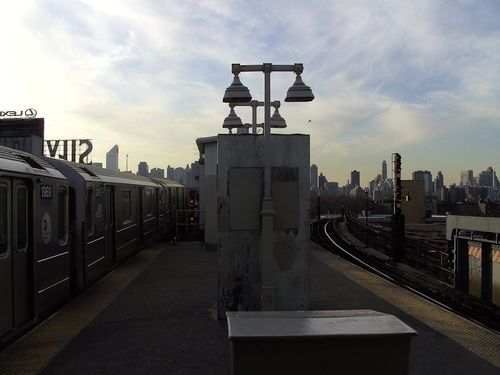 New York, NY: Queensboro Subway station