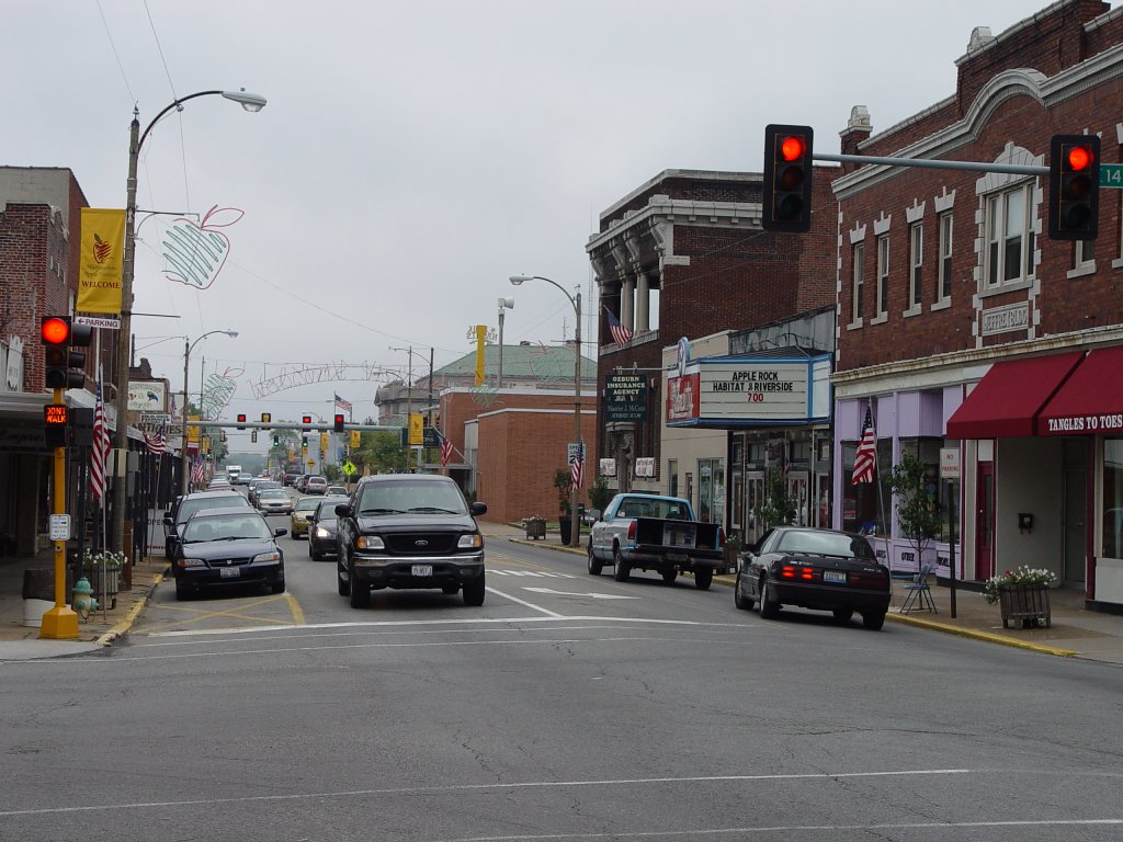 Murphysboro, IL: Looking east down Hwy 149 (Walnut St.)