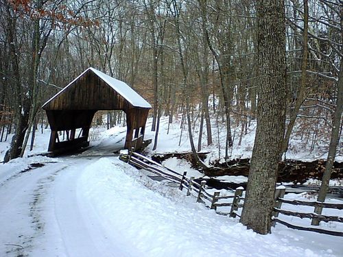 Canterbury, CT: Picture of Baldwin Brook Dairy Farm's covered bridge, January 2007, With my Cell phone