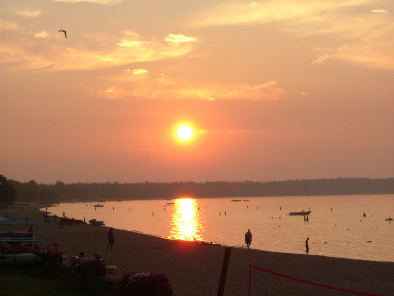 Traverse City, MI: Sunset over the Grand Traverse Bay