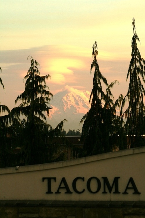Tacoma, WA: Mt. Rainier from Tacoma Community College